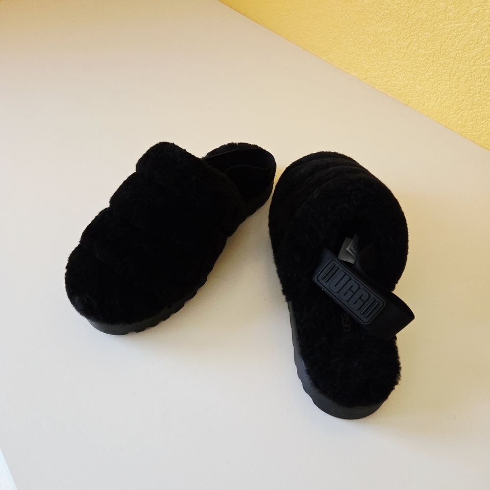 UGG SUPER FLUFF BLACK SLIDE SHEEPSKIN CLOSED TOE MULE SLIPPERS SIZE US 10 WOMEN - Picture 3 of 16